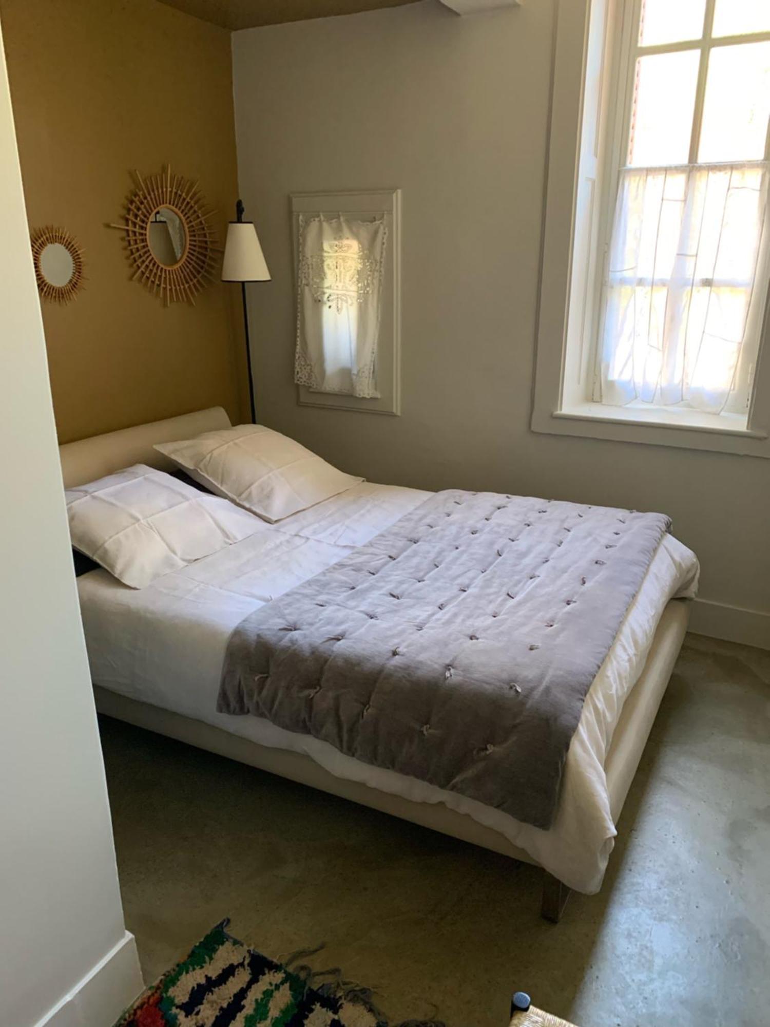 Small Double Room,1606588516:JPEG