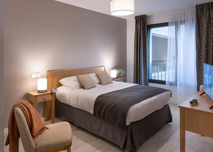 Hôtel de l'aéroport: Domitys Lyon La Manufacture